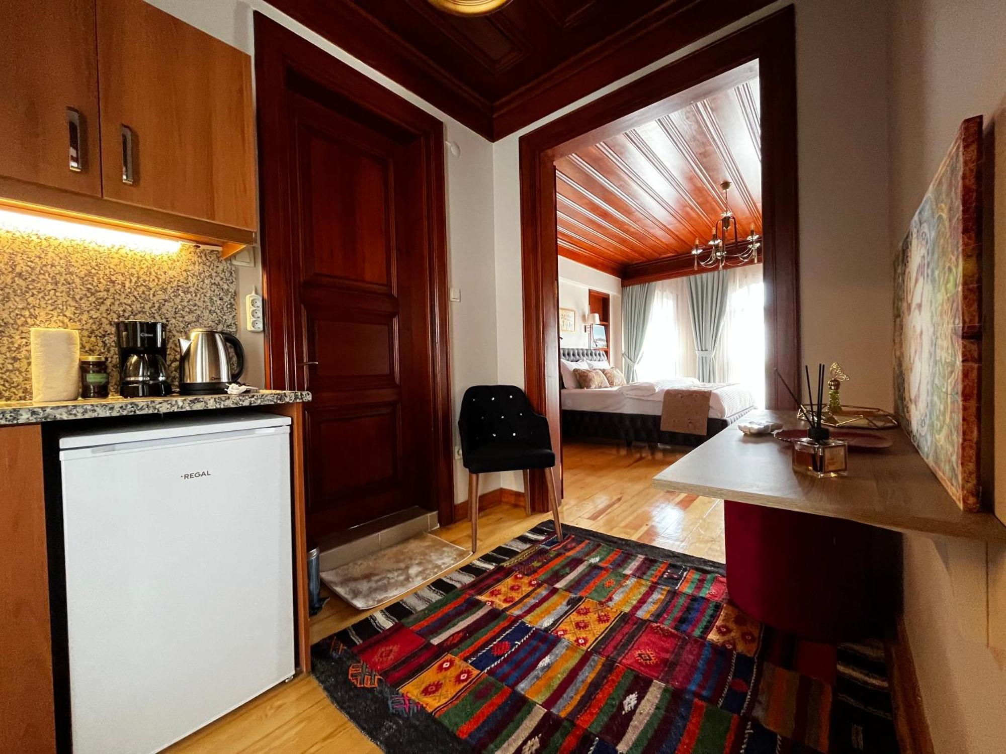 Lily Mansion Apartment Istanbul Exterior photo